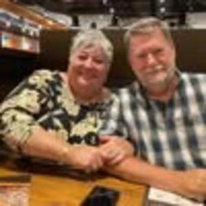 Meet your Posher, Sharon